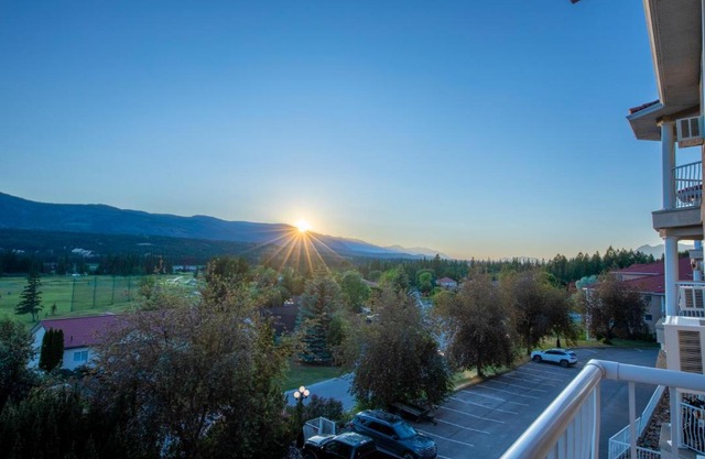 Mountain View Villas with Fairmont Creek Vacation Rentals
