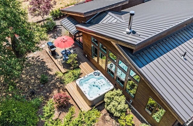 Mountain-View Retreat with Hot Tub & Waterfalls