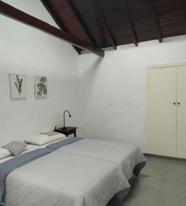 Moya, Senderos y naturaleza