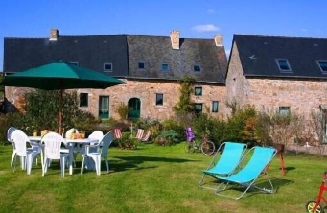 MT ST MICHEL, FOUGERES 4 pers. Tranquility, space for the whole family.