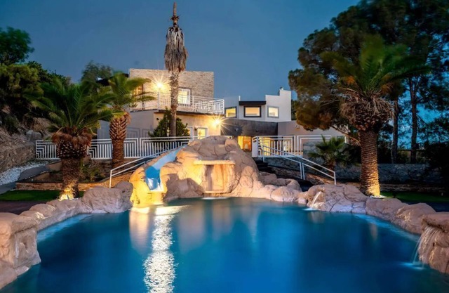 *MTV Rented* Million Dollar Mansion