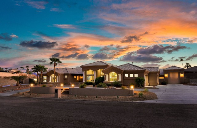 Multi-Million Dollar Luxury Resort Estate/Sleeps 18