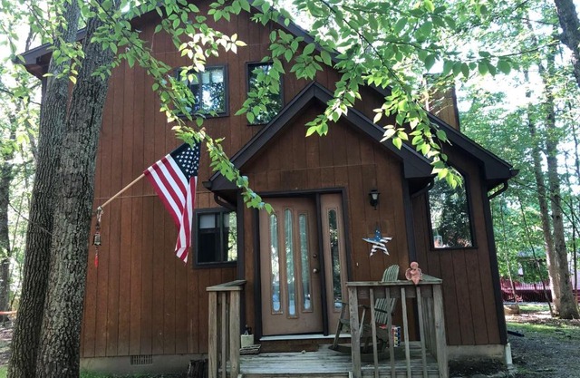 My Little Flagship Cabin