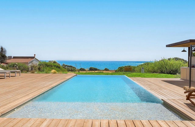 My Rental Homes - Villa Smeralda with pool, garden, sea view