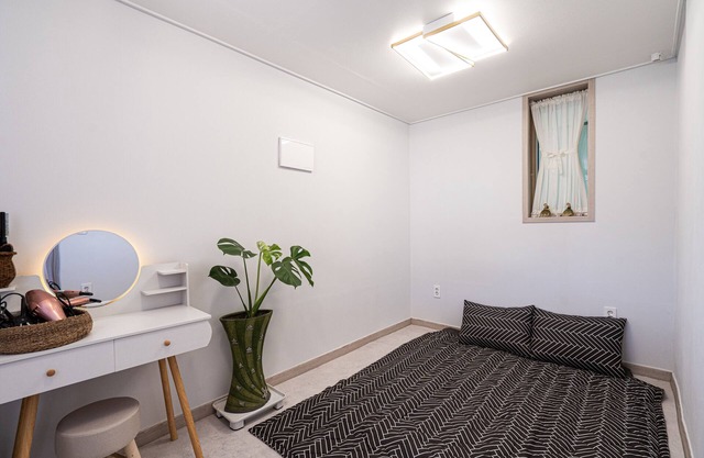 n교통중심,반려동물,청결,호텔침구,야외바베큐,파티가능,2층 단독,넷플릭스(55인치),어메니티