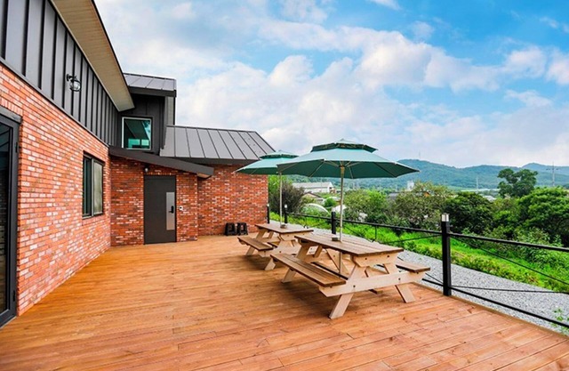 Naju Suparaejam Pension