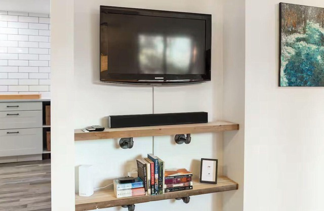 Naramata Bench Gateway