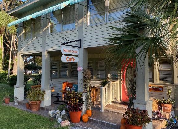 Nature Coast Inn & Cottages