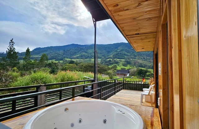 Nature, confort and jacuzzi: New condo in Oxapampa - Villa Fortuna