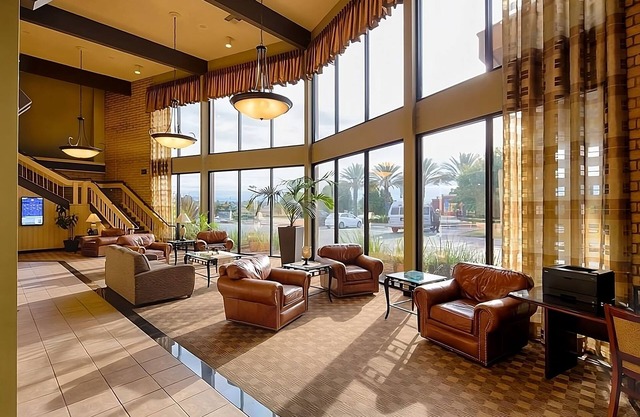 Nature Escape in Red Lion Hotel Redding! Comfy Unit, Gym, Pool, Restaurant