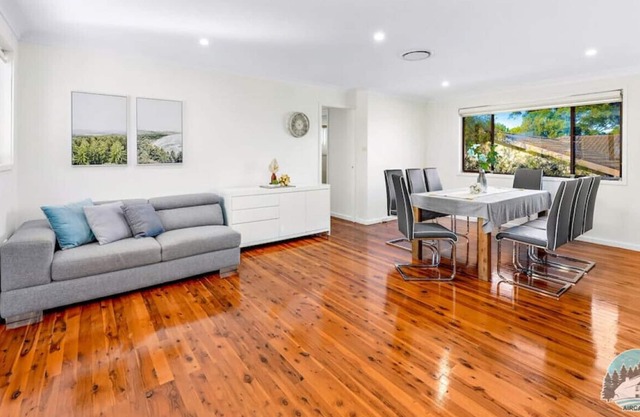 NBAU025 · Aircabin | Baulkham Hills | Comfy | 4 Beds House