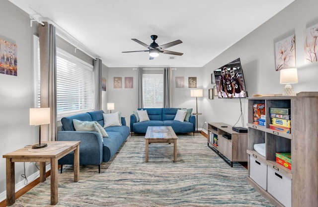 Near MSU | Stylish | Open Layout