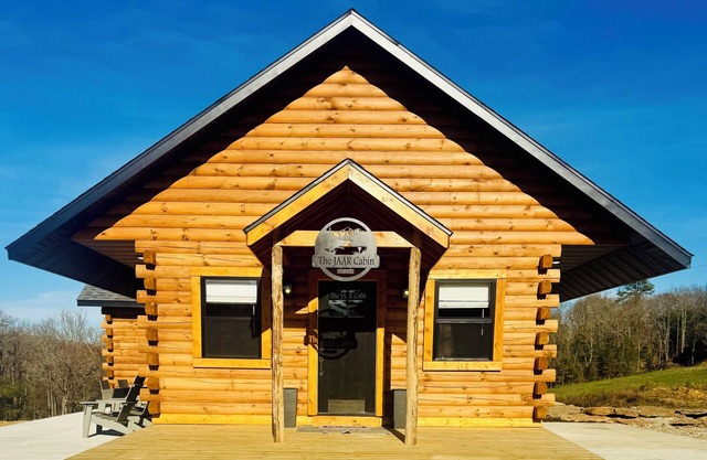 Near the BuffaloNational River—2 bedroom, 2 bath cabin in Jasper, Arkansas