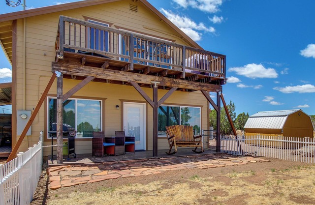 Near White Mountain Lake: Home w/Balcony & Patio