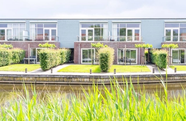 Neat island house with beautiful view, for larger groups, it is ideal to rent in combination with th