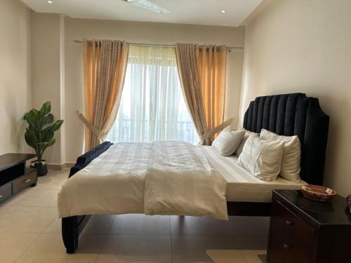 NEW 1 Bed Studio heart of Lahore l Kalma Chowk l Indigo Boutique Apartments