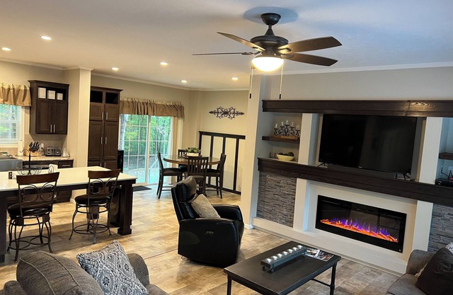 New 3-bedroom/3-acre house near Lake Monroe, IU & Bloomington