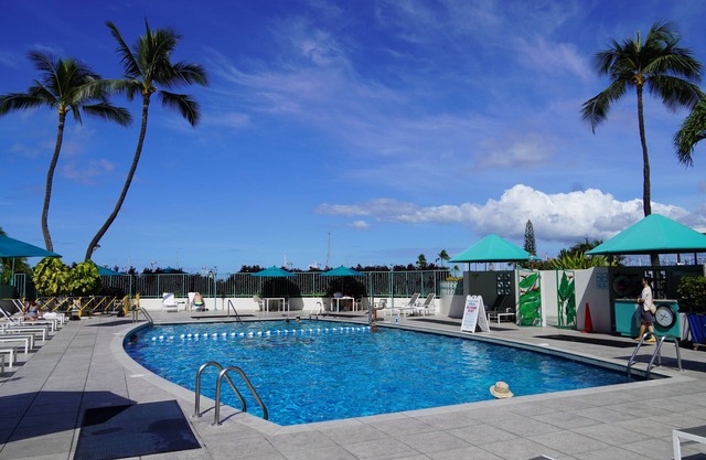 New Aloha Waikiki Ilikai Hotel Condo Free Parking