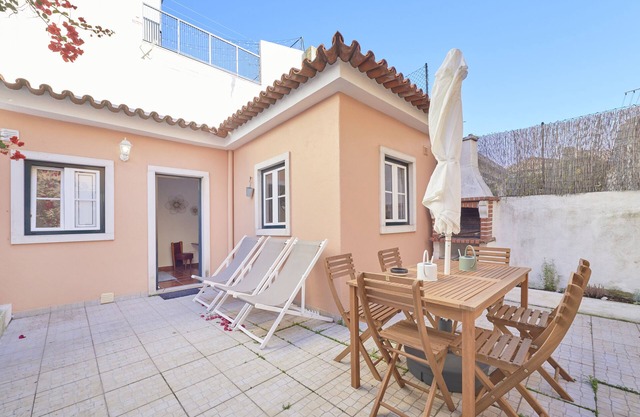 NEW! Amazing Aparment with Lovely Terrace in Historical Lisbon