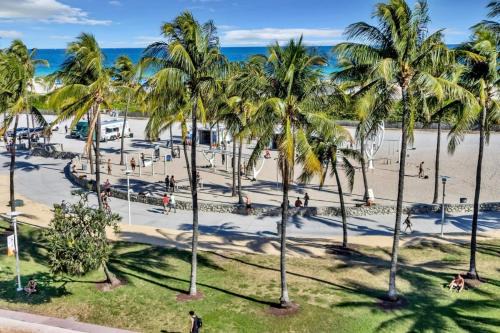 NEW Amazing large 3BR direct oceanfront Penthouse On Ocean Drive!