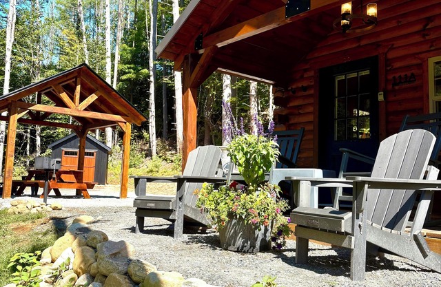 NEW! Cabin with gazebo on the river! 111A