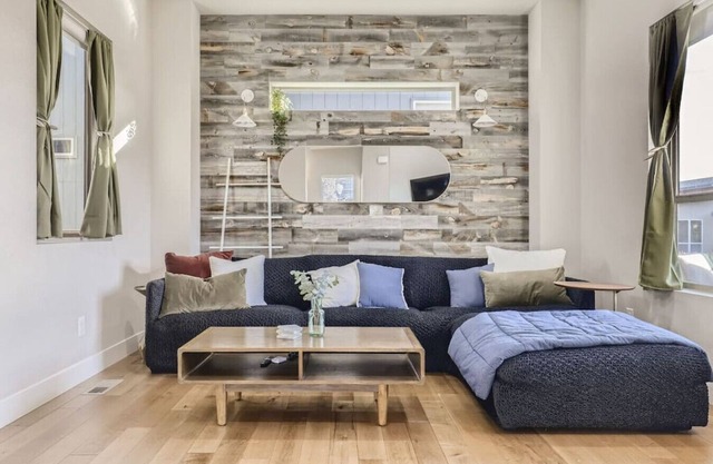 New Central Park Home! Near DIA,20mins to Downtown