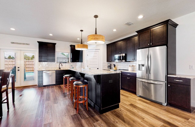 New dog-friendly home with private saltwater pool, grill, enclosed backyard, AC