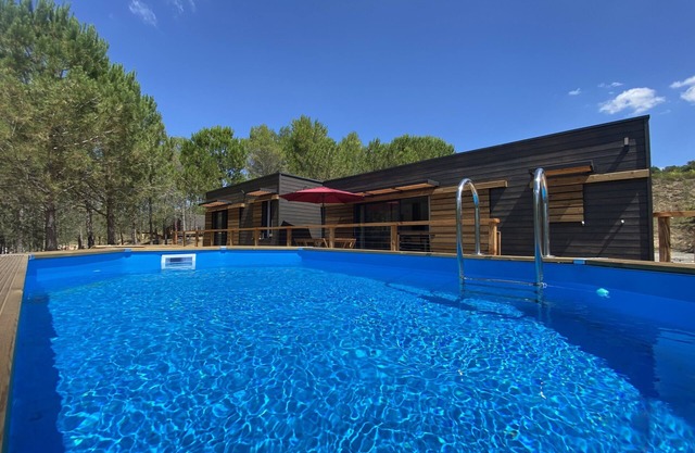 New Ecogîte in the countryside, three minutes from all amenities.