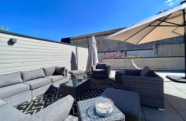 NEW GITE FOR 6 TO 12 PEOPLE IN THE HEART OF THE BASTIDE D'EYMET