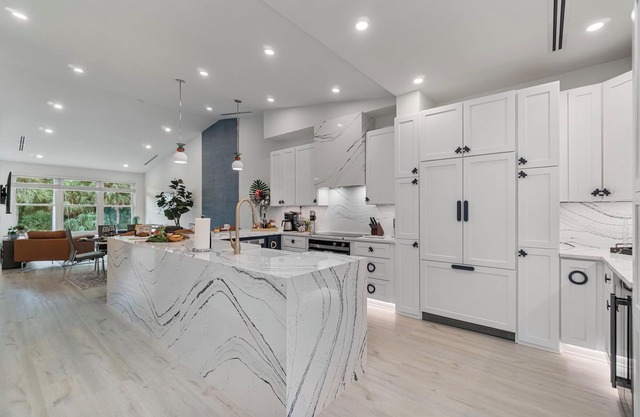 NEW! Golf View Getaway Condo, 3 bedrooms, 2 bathrooms, 1 car garage, heated pool