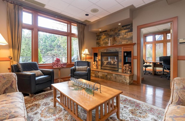 New gorgeous Sidney Miraloma