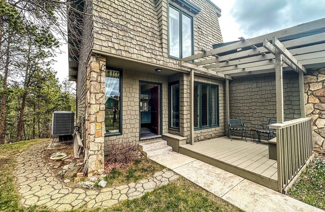 New! Hilltop House in the Canyon