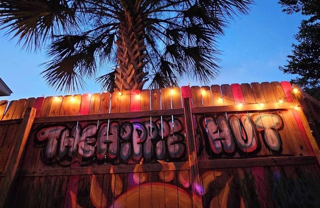 NEW - Hippie Hut Minutes from the Boat Ramp