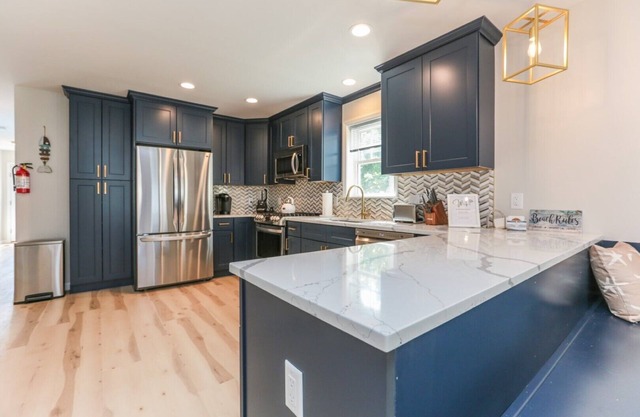 NEW HOME IN SEASIDE PARK SLEEPS 12!