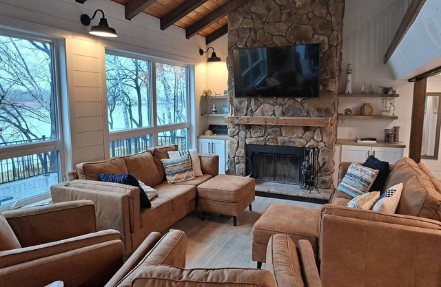 NEW! Island View Lakehouse