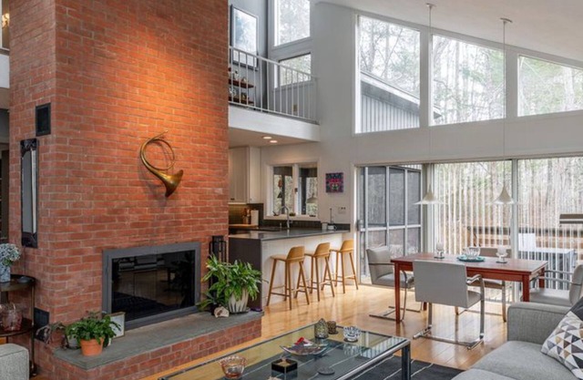 New Lake Area Ski Season RentalWoodridge Lake, Near Litchfield and Mohawk Mtn