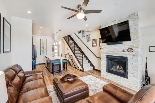 New Luxury Villa 268 I Rooftop Hot Tub I Great Views I Best Price I FREE Adventures Daily