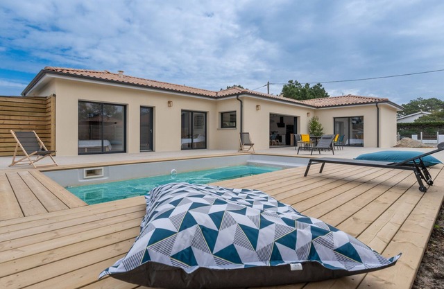 New modern and comfortable villa: Montalivet plage