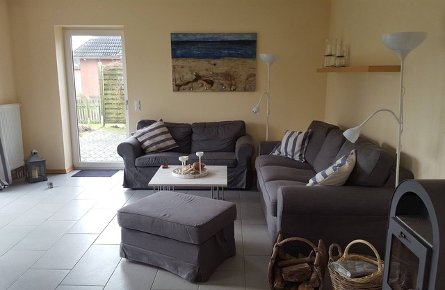 New modern holiday home with large garden, single storey, 95sqm living area