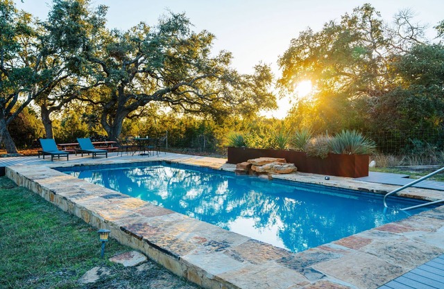 NEW Pool, Fire Pit, Grill, Ping Pong, Views on Stunning 5-Acre Retreat!