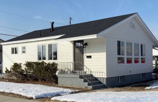 NEW remodeled BEAUTIFUL HOME. Optional top only or bottom or full house -