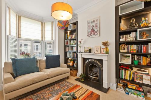 New! Spacious 3BR Fulham House with Garden, Zone 2
