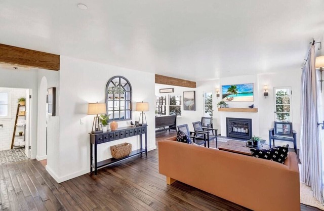 New! Spacious Detached Home | Perfect Location