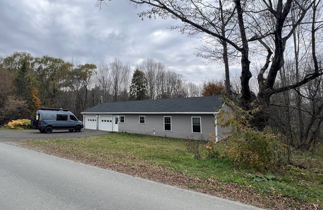 New, Stunning 3-bedroom, 5 acre home with AC & WIFI! Snowmobile & ATV trails