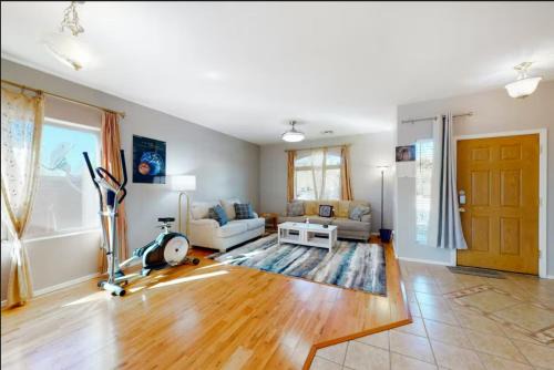 NEW! Stunning Peaceful Peoria Home - Very Close to Sports Complex