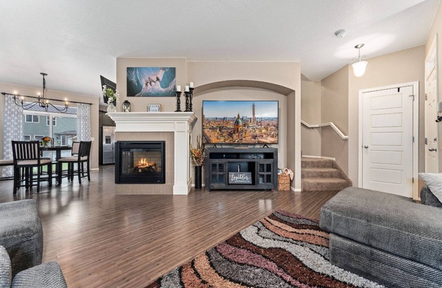 New. The Oasis. Big Backyard. Hot Tub.