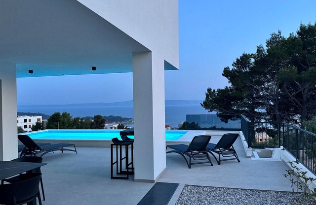 NEW Villa Dado with Pool, sea view