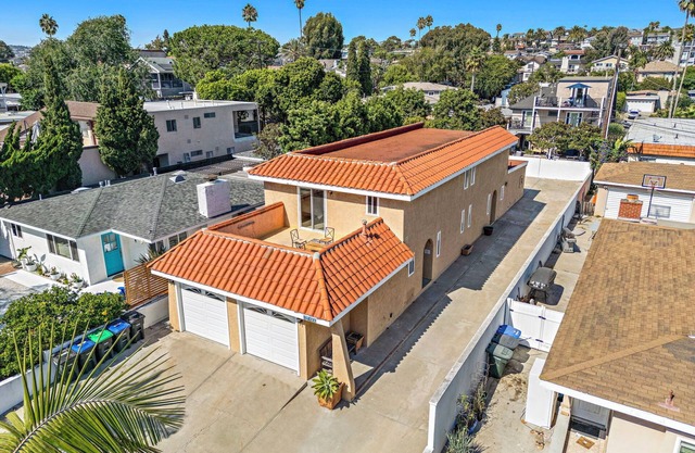 Newly Remodeled 2 Bedroom Near the Beach