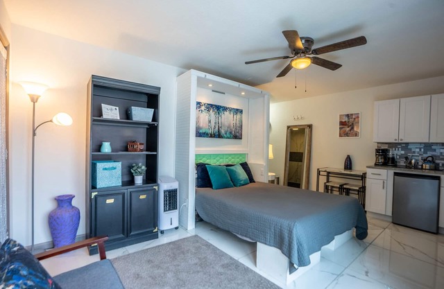 Newly Remodeled Studio M4-S @ Paradise Lakes Clothing Optional Resort