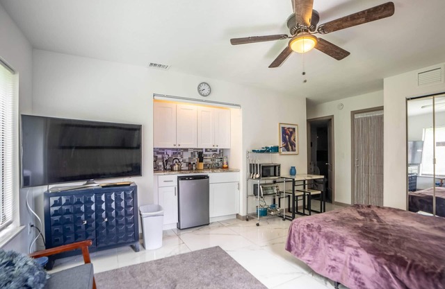 Newly Remodeled Studio M5-S @ Paradise Lakes Clothing Optional Resort